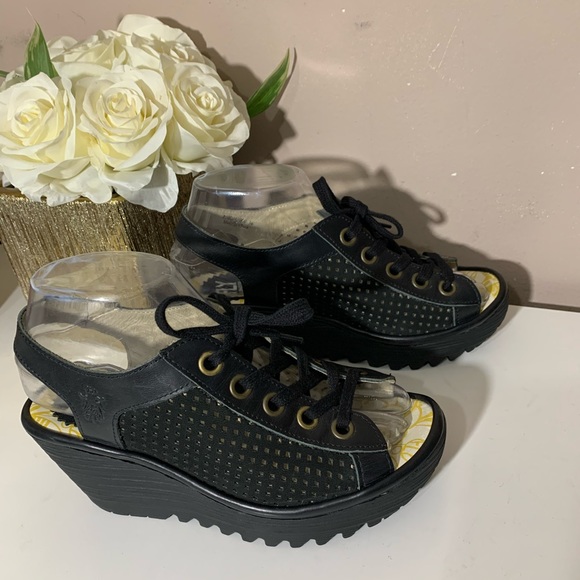 SOLD Fly London Yorl Leather Wedge Sandal Black - Picture 9 of 11